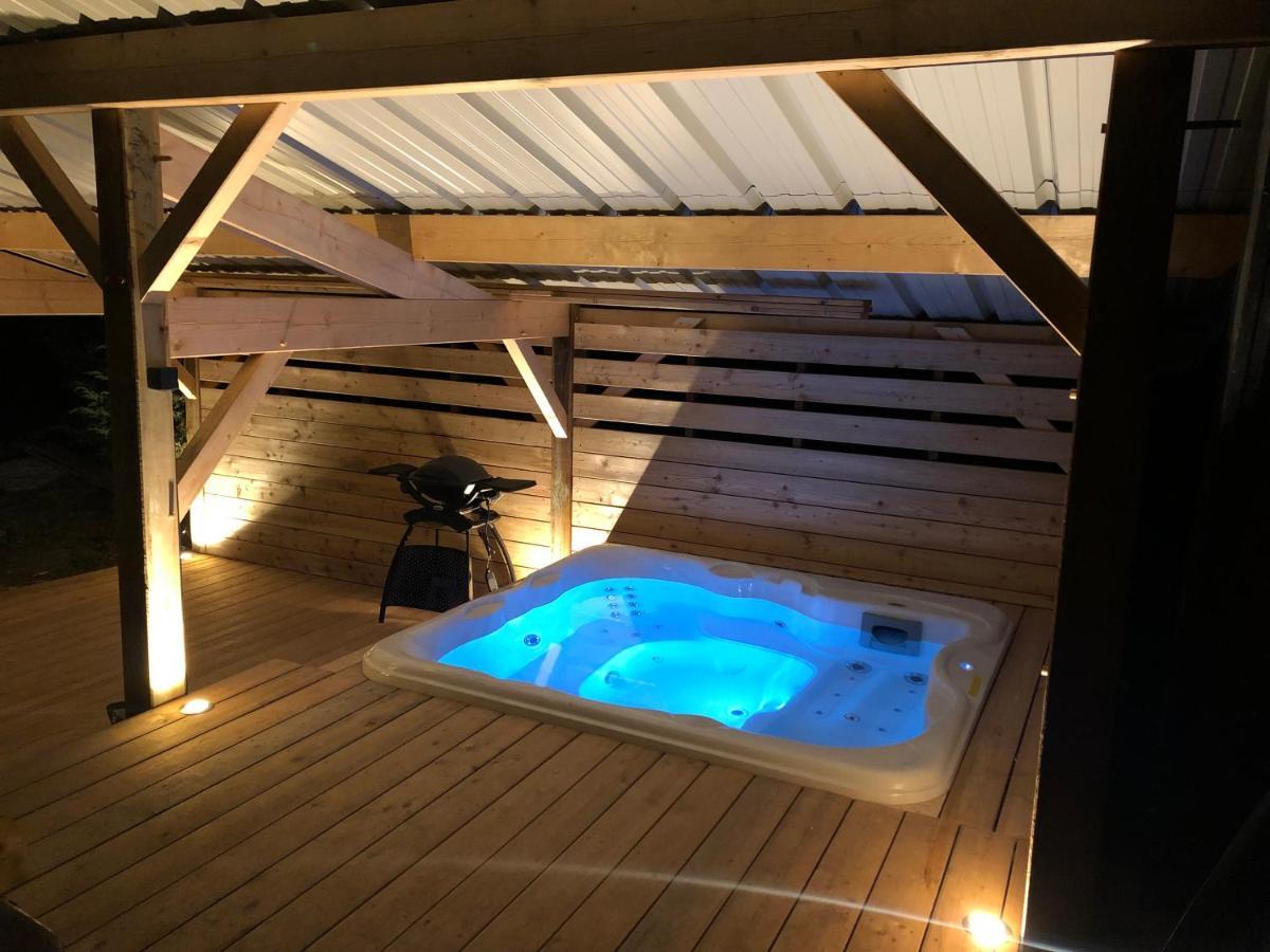 Chalet Du Fayard - Jacuzzi Avec Vue Et Detente En Pleine Nature Belfahy 외부 사진